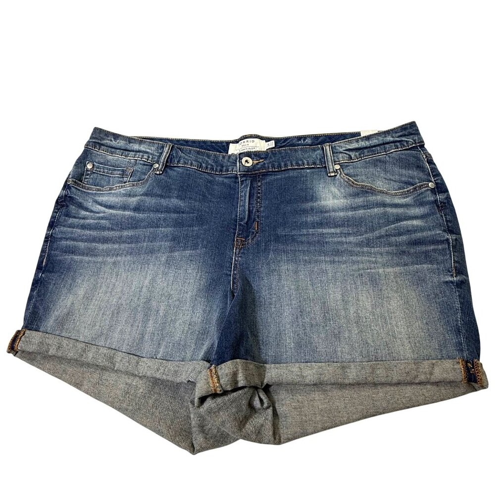 Torrid Denim Shorts 5 Pocket Womens 24
